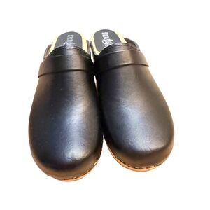 Sandgrens Black Leather Clog Shoes Wooden Heel Slip On Women Size 38